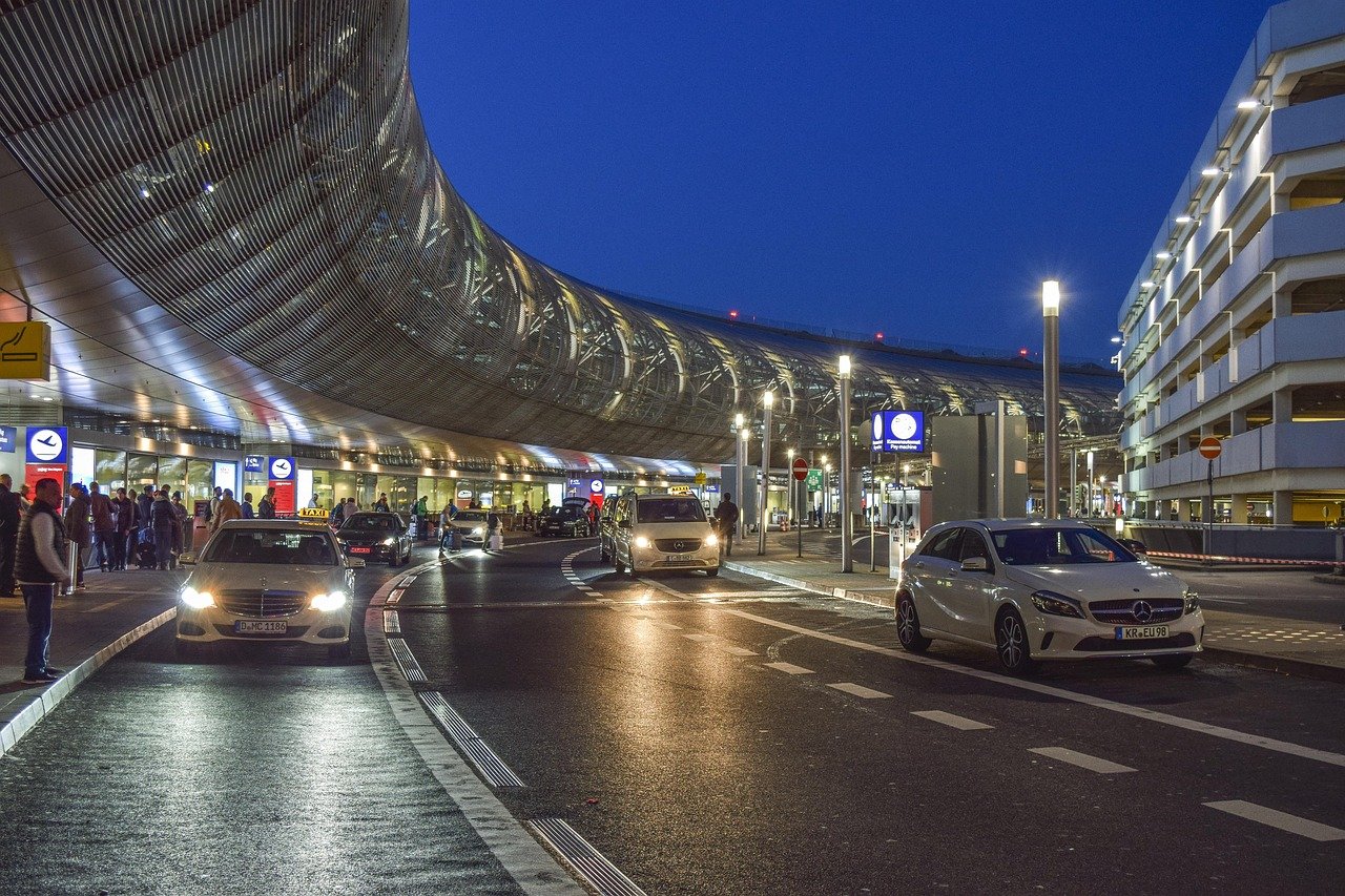 architecture, airport, building, terminal, modern, international, people, arrival, stole, traffic, car, design, metal, departure, travellers, tourism, hall, to travel, car wallpapers, glass, road, taxi